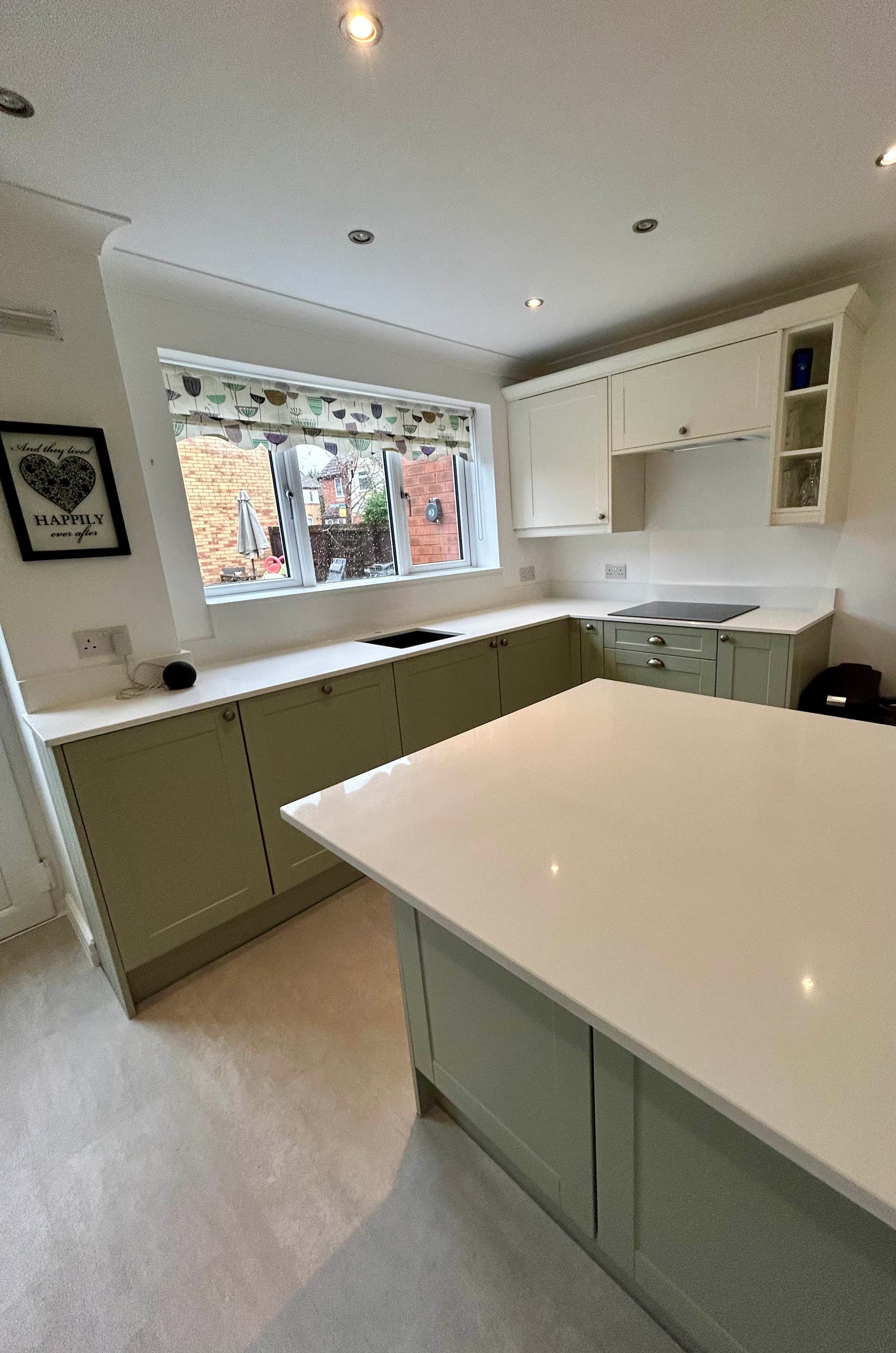Kitchen Upton - Contemporary kitchen transformation in Upton, focusing on open-plan living and high-end finishes. in Upton